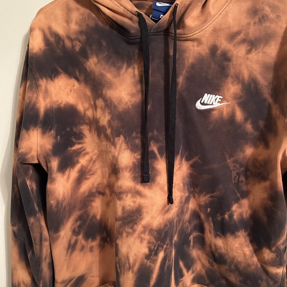 Cropped Hooded Tiedye Nike Long Sleeve - Picture 2 of 5